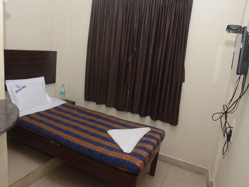 Nilraj Lodge Ратнагири Экстерьер фото